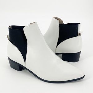 Halogen Nordstrom’s White Skylar Coastal Cowgirl Pointed Toe Chelsea Ankle Boots